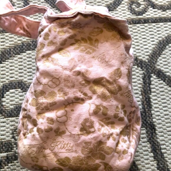 Hello Kitty Pink & Gold Lunch Bag - Picture 3 of 14